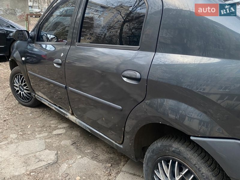 Седан Dacia Logan 2007 в Киеве фото 3 Седан Dacia Logan 2007 в Киеве