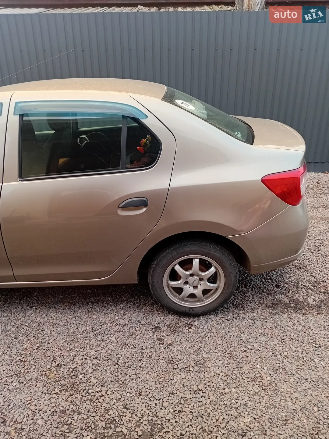 2014 Dacia Logan - мініатюра 2