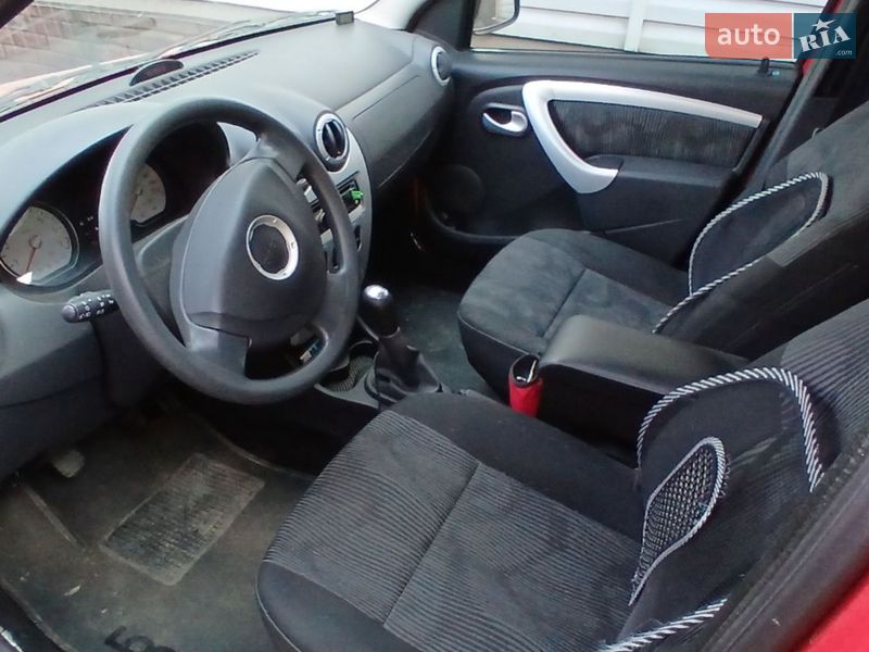 Седан Dacia Logan 2009 в Здолбуніві