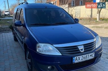 Седан Dacia Logan 2010 в Валках