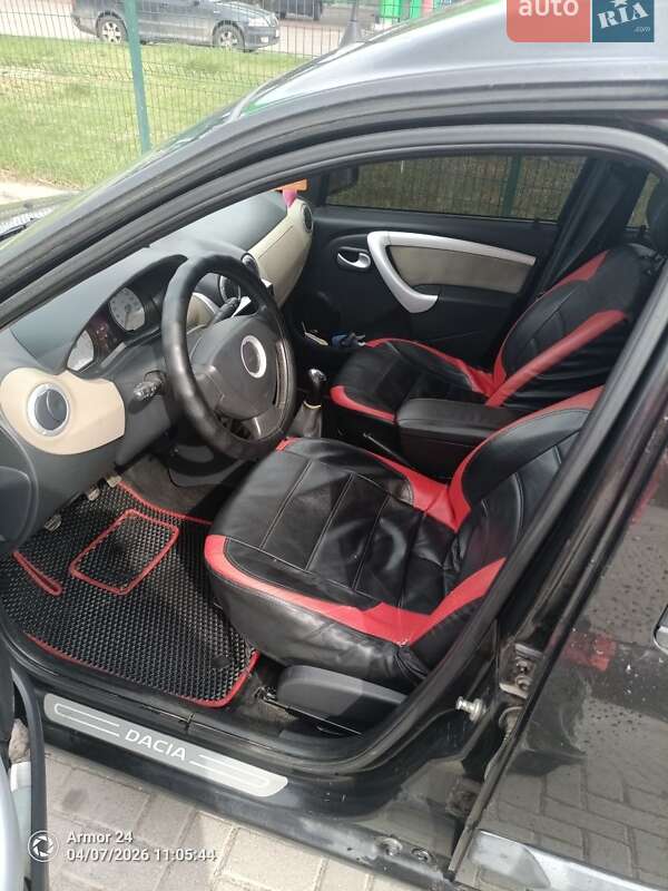 Седан Dacia Logan 2009 в Житомире фото 5 Седан Dacia Logan 2009 в Житомире