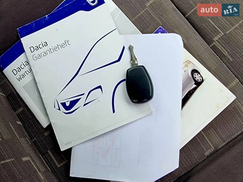 Седан Dacia Logan 2009 в Пісочині документ