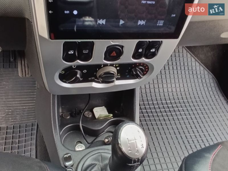 Седан Dacia Logan 2008 в Старокостянтинові