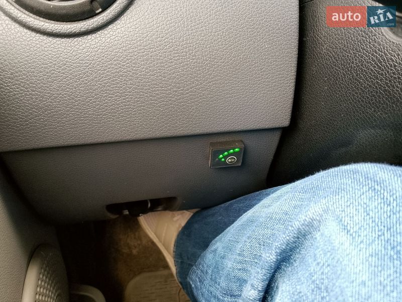 Седан Dacia Logan 2006 в Хусті фото 11 Седан Dacia Logan 2006 в Хусті