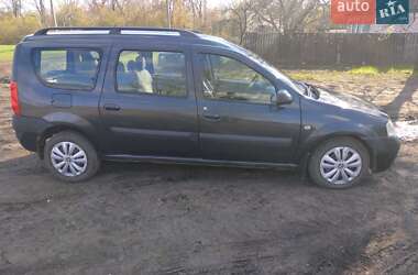 Седан Dacia Logan 2008 в Близнюках