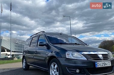 Седан Dacia Logan 2010 в Львові