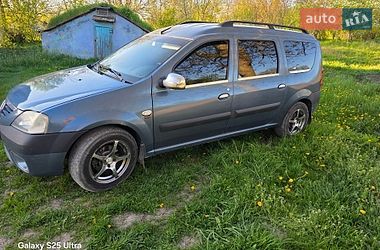 Седан Dacia Logan 2007 в Новой Ушице