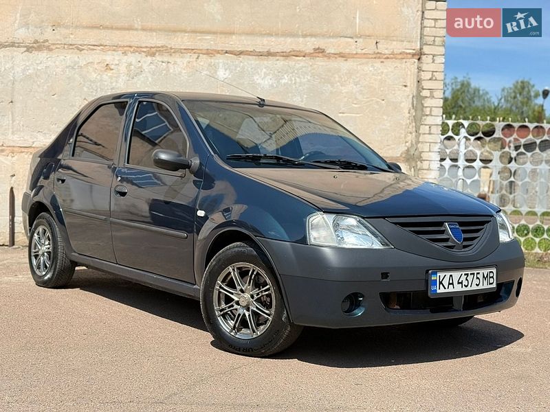Седан Dacia Logan 2006 в Киеве