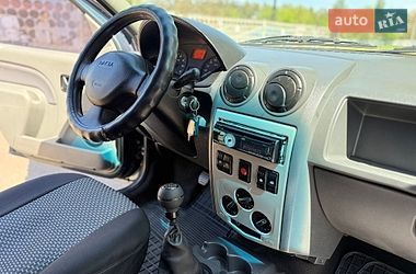 Седан Dacia Logan 2006 в Киеве