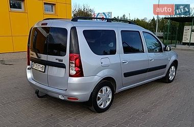Седан Dacia Logan 2010 в Дубно