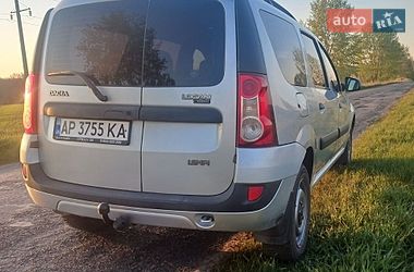 Седан Dacia Logan 2008 в Гадяче