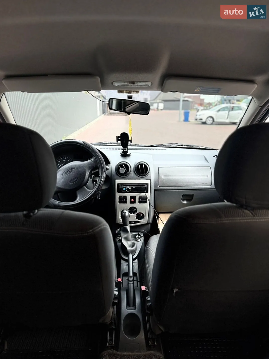 2011 Dacia Logan - мініатюра 7