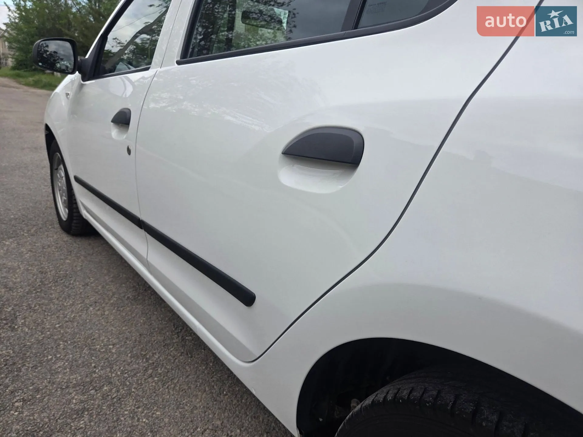 2015 Dacia Logan - мініатюра 9