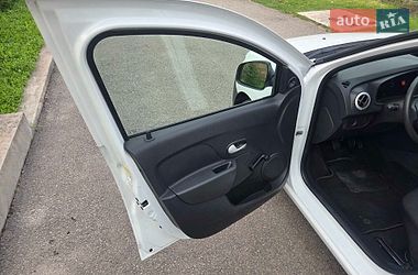 Седан Dacia Logan 2015 в Каменском