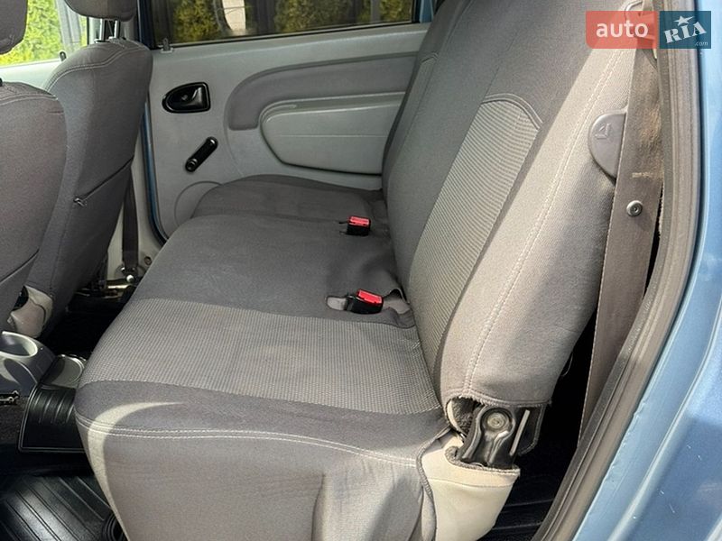 Седан Dacia Logan 2008 в Каменец-Подольском