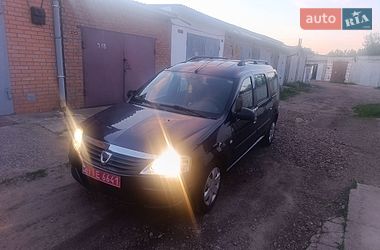 Седан Dacia Logan 2012 в Конотопі