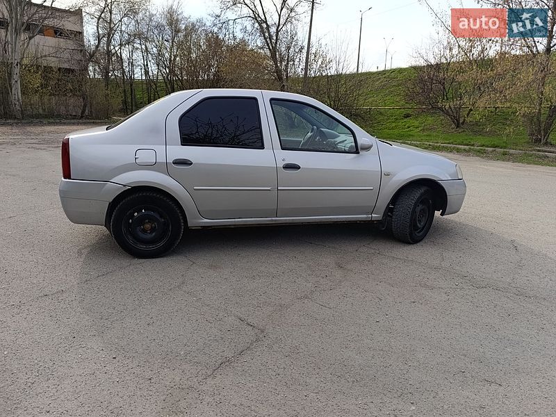 Седан Dacia Logan 2007 в Днепре