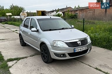 Седан Dacia Logan 2008 в Золотоноші