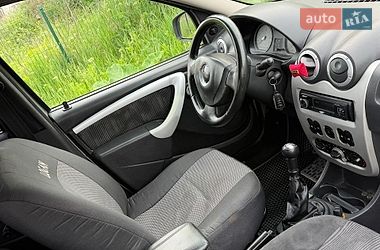 Седан Dacia Logan 2008 в Золотоноші