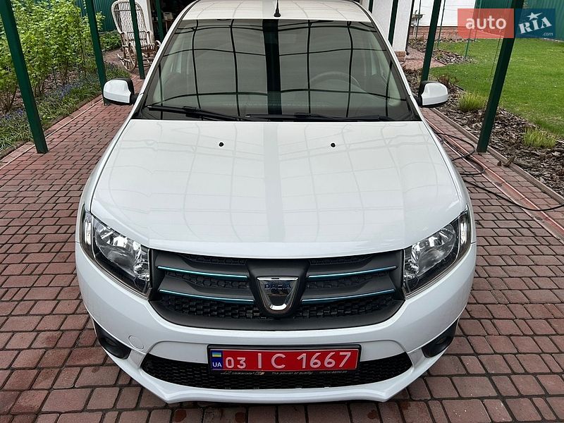 Седан Dacia Logan 2015 в Белой Церкви