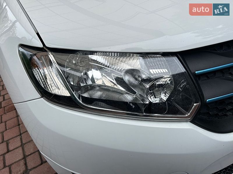 Седан Dacia Logan 2015 в Белой Церкви