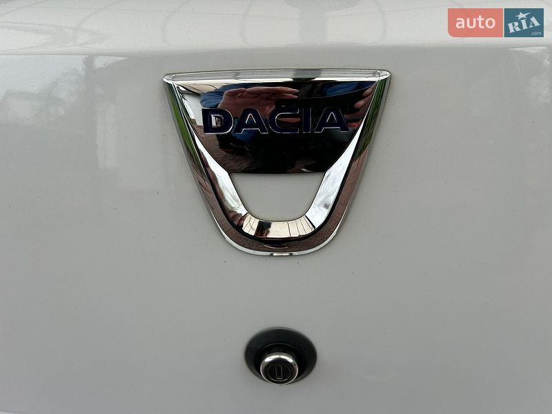 Седан Dacia Logan 2015 в Белой Церкви