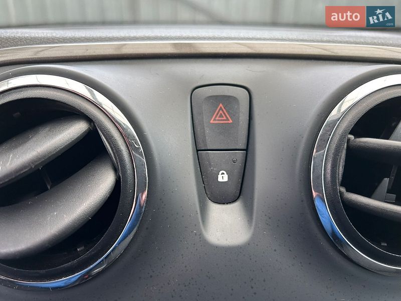 Седан Dacia Logan 2015 в Белой Церкви