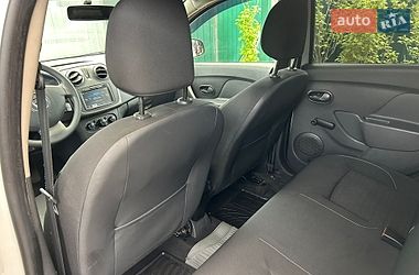 Седан Dacia Logan 2015 в Белой Церкви