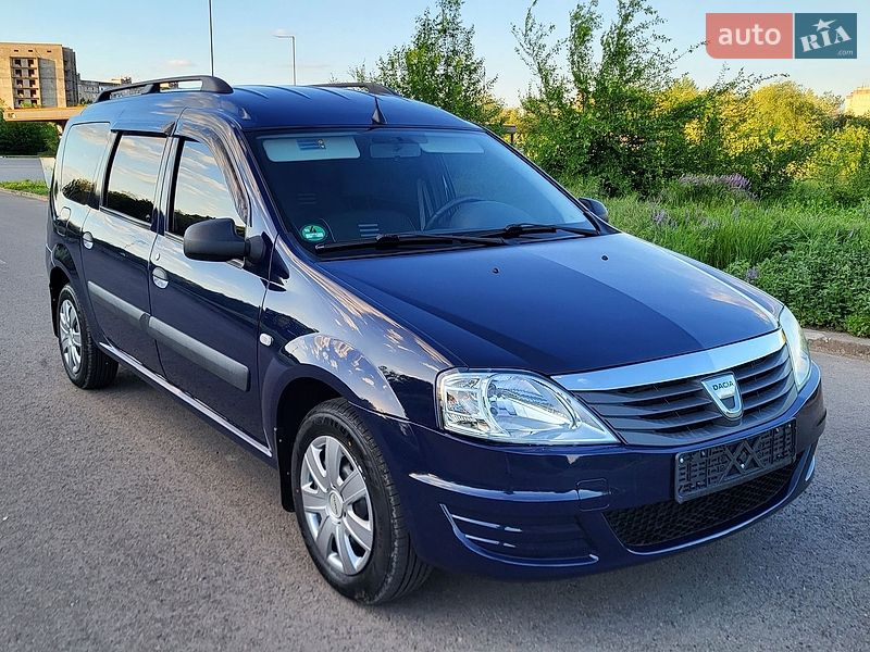 Седан Dacia Logan 2012 в Жовтих Водах