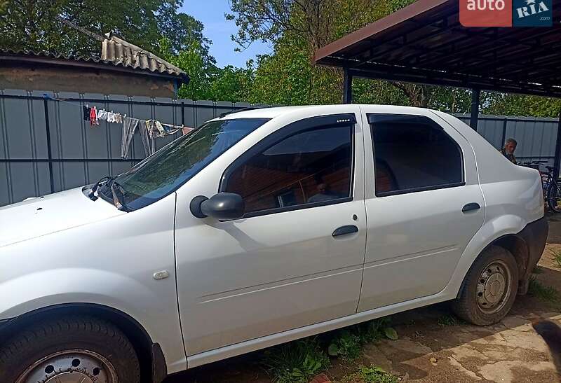 Седан Dacia Logan 2006 в Люботине