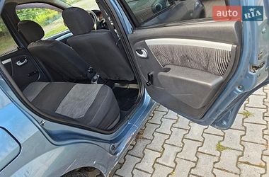 Седан Dacia Logan 2011 в Черновцах фото 17 Седан Dacia Logan 2011 в Черновцах