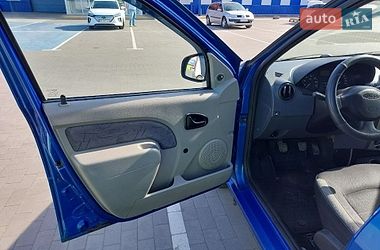 Седан Dacia Logan 2006 в Виннице