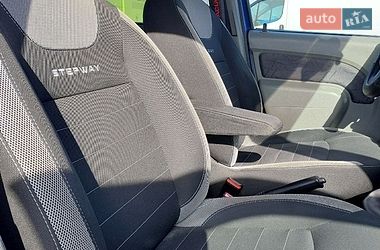 Седан Dacia Logan 2006 в Виннице