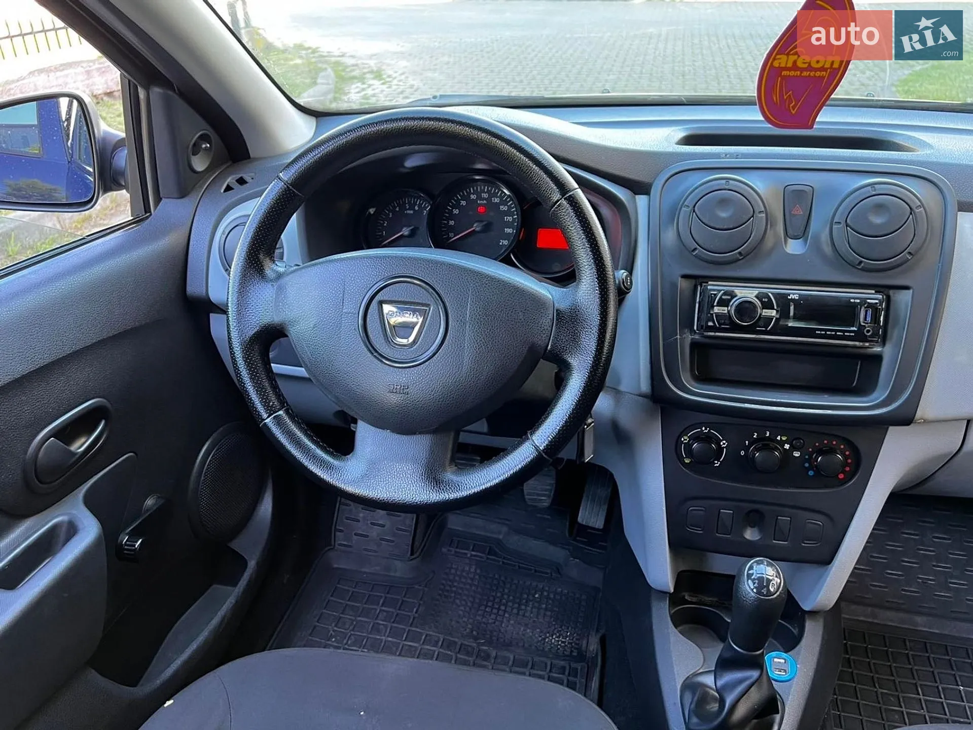 2013 Dacia Logan - мініатюра 9