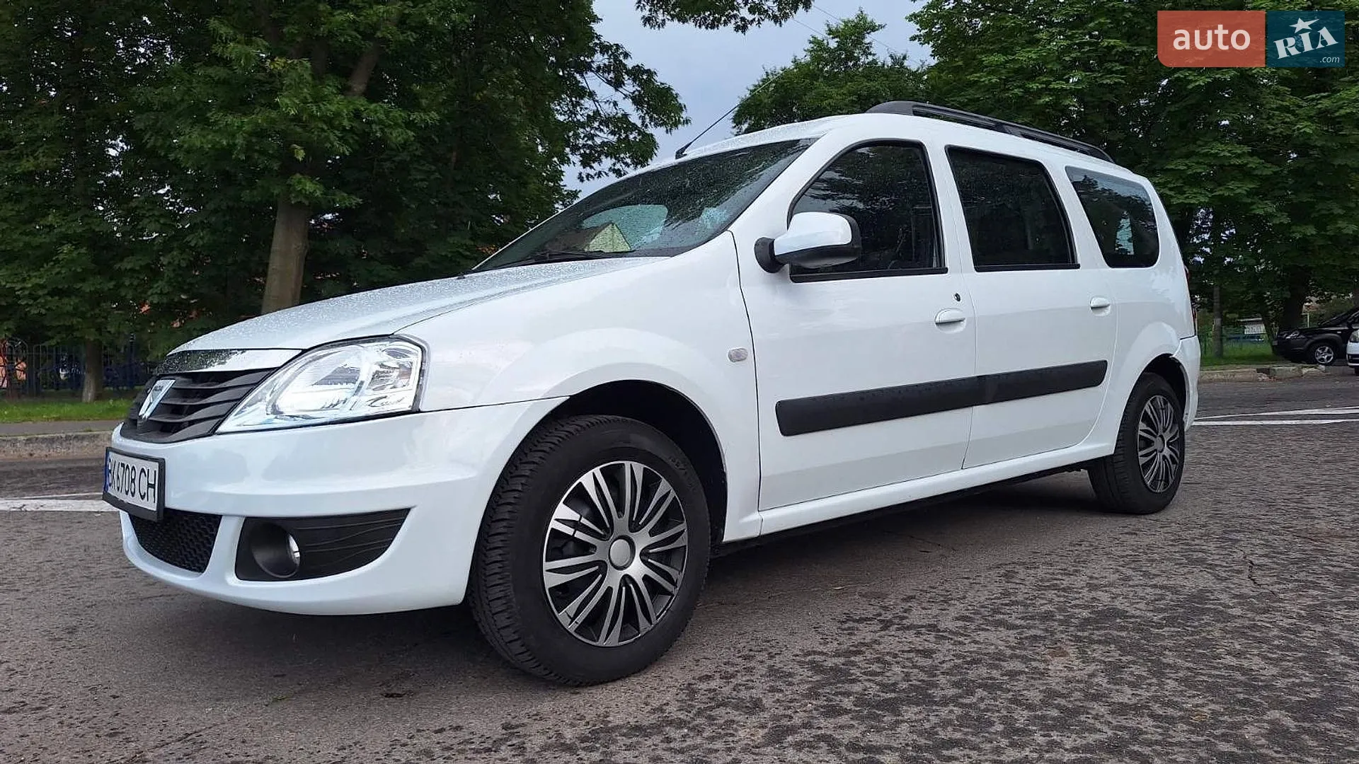 2011 Dacia Logan - мініатюра 4