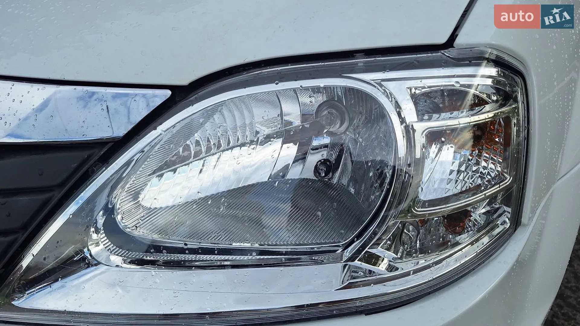 2011 Dacia Logan - мініатюра 35