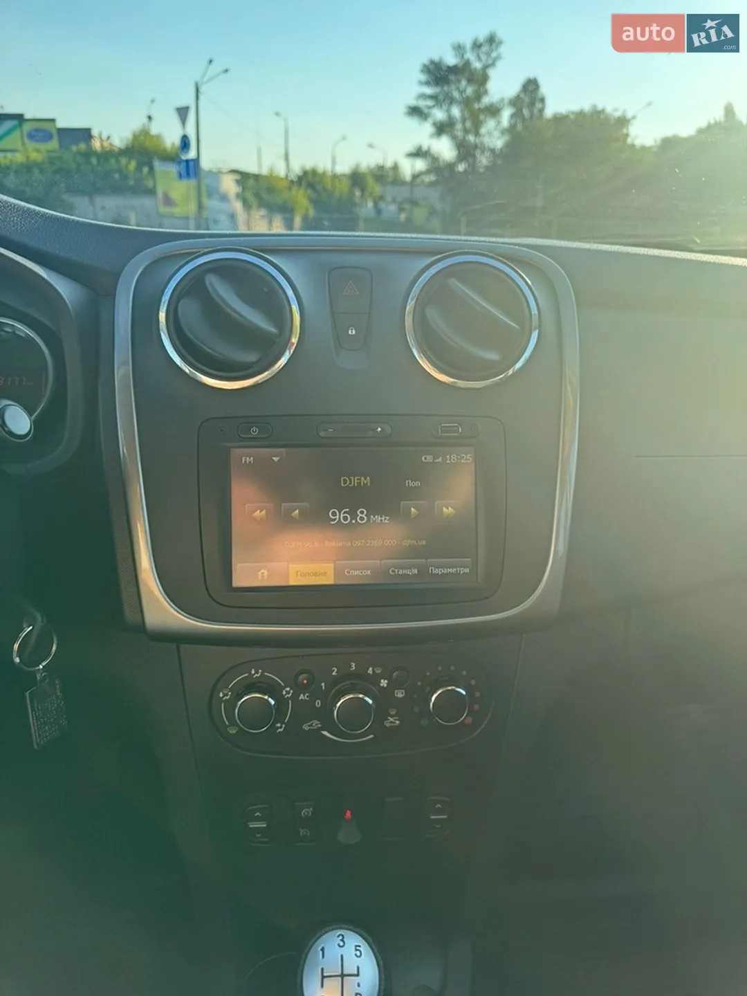 2014 Dacia Logan - мініатюра 14