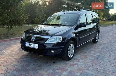 Седан Dacia Logan 2010 в Миргороде