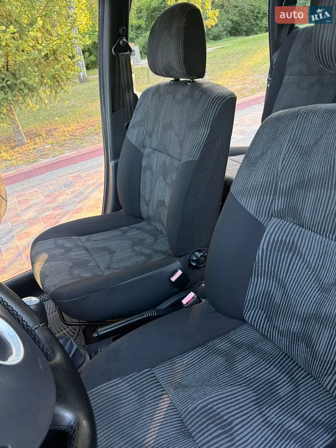 2010 Dacia Logan - мініатюра 17