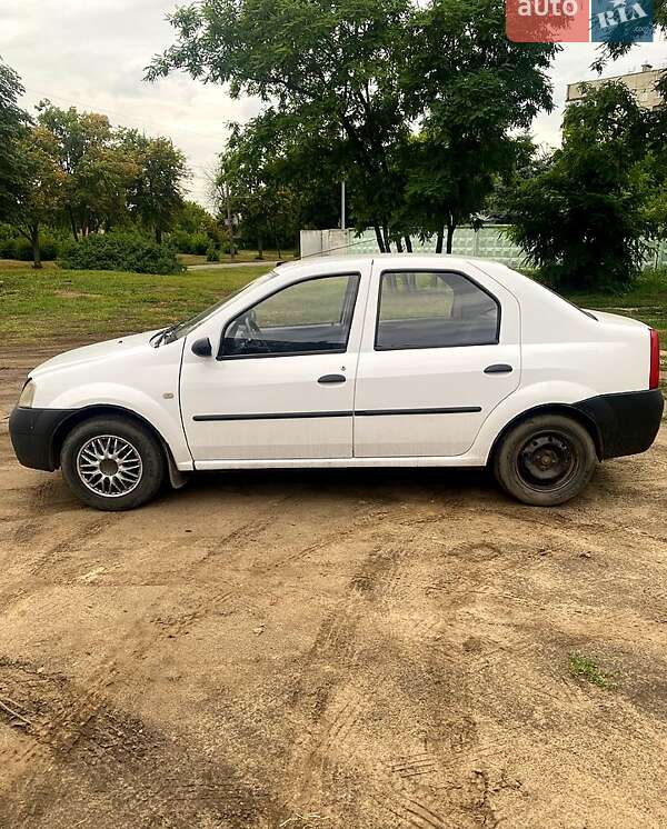 Dacia Logan, фото з оголошення