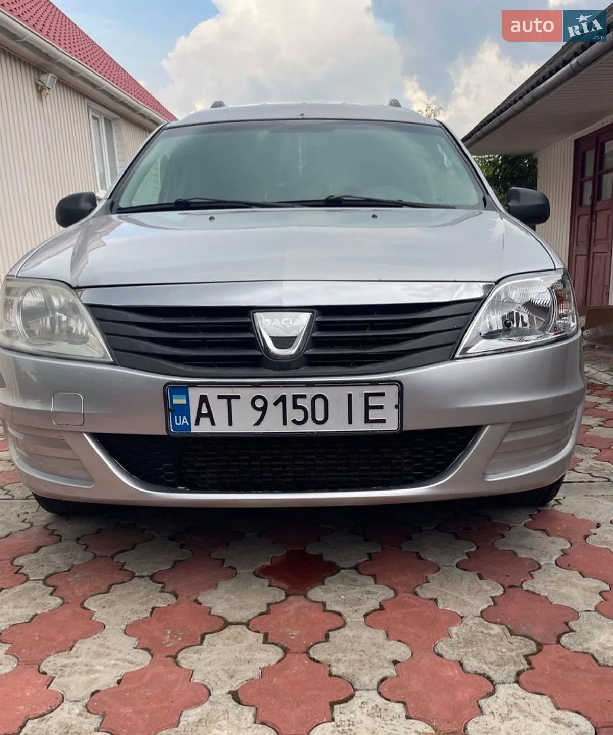 2011 Dacia Logan - мініатюра 2