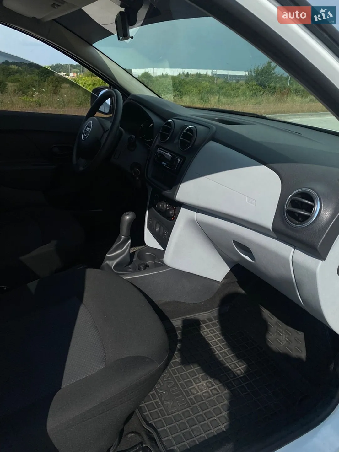 2014 Dacia Logan - мініатюра 10
