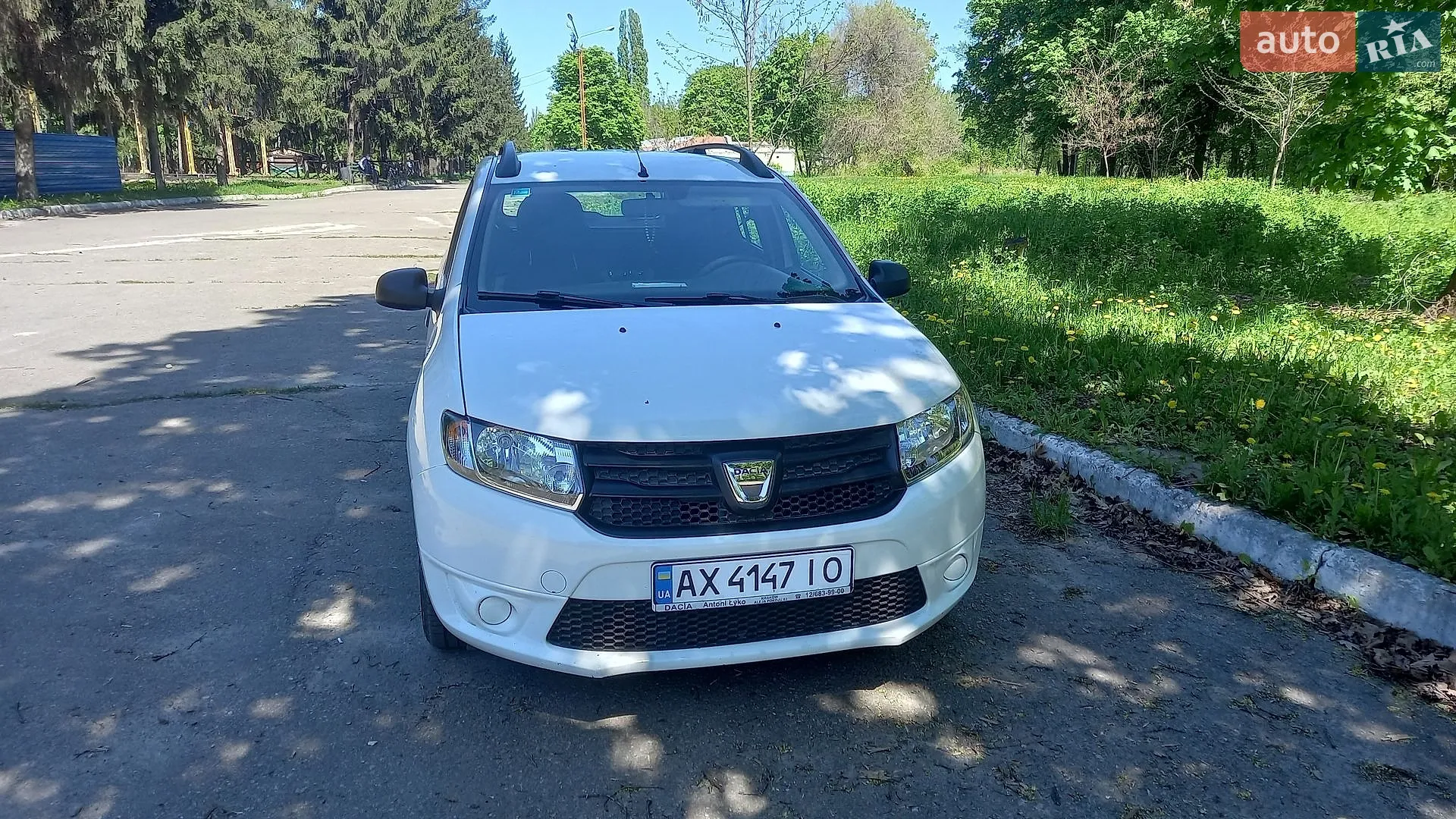 2015 Dacia Logan - мініатюра 8