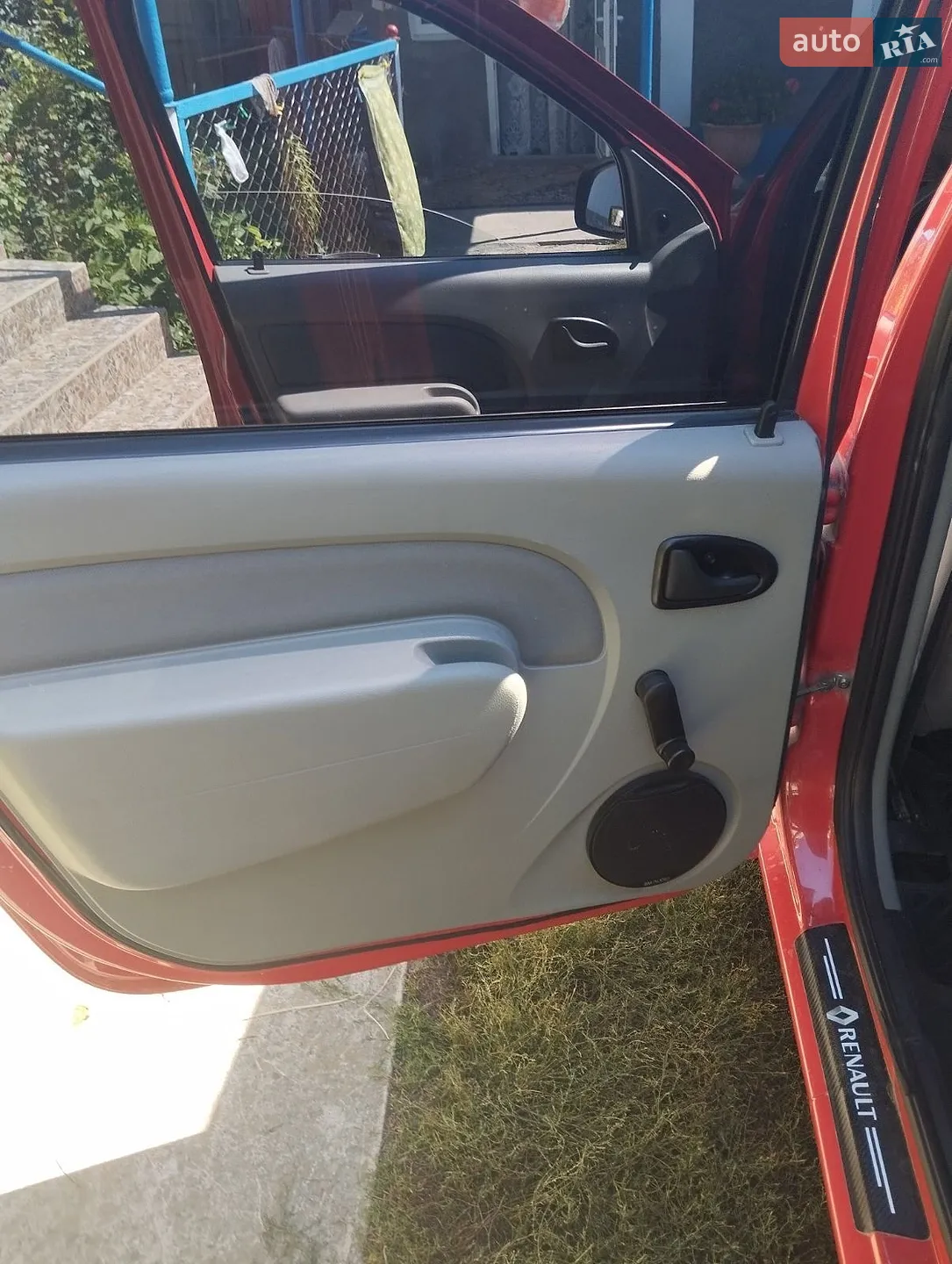 2010 Dacia Logan - мініатюра 12