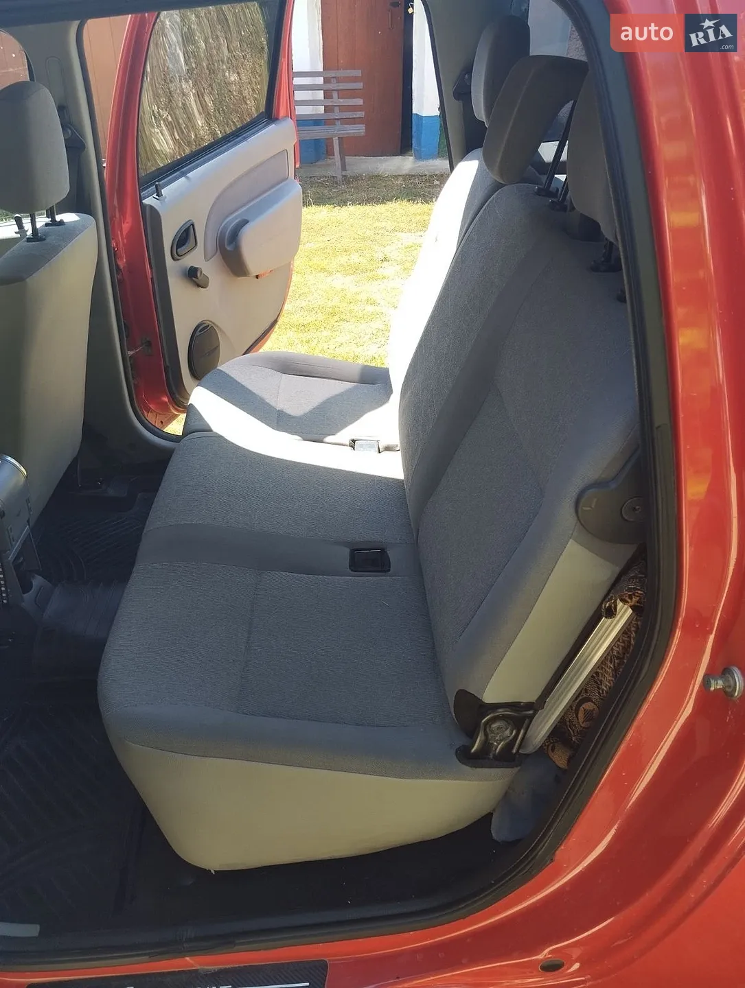 2010 Dacia Logan - мініатюра 13