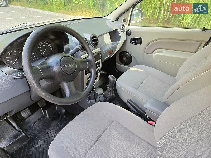 Седан Dacia Logan 2008 в Тернополе