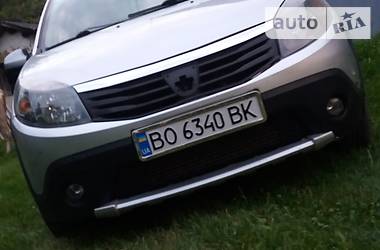Хэтчбек Dacia Sandero StepWay 2011 в Снятине