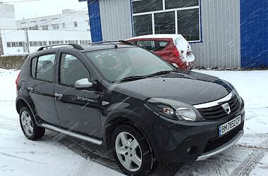 Хетчбек Dacia Sandero StepWay 2010 в Сумах