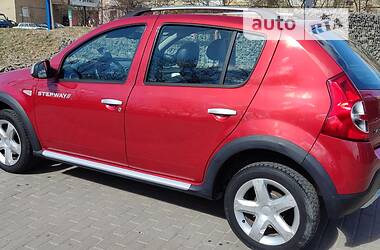 Хэтчбек Dacia Sandero StepWay 2012 в Ивано-Франковске