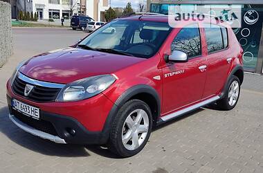 Хэтчбек Dacia Sandero StepWay 2012 в Ивано-Франковске